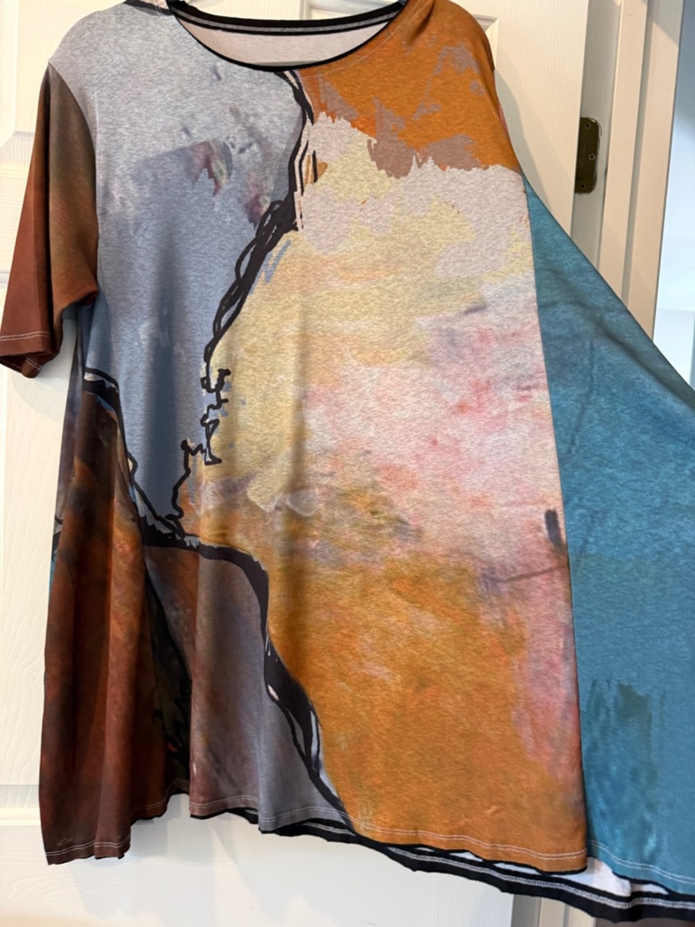 Cats Meow Short Sleeve Artistic Print Shirt in Brown and Blue.
Has pockets - Picture 2 of 4